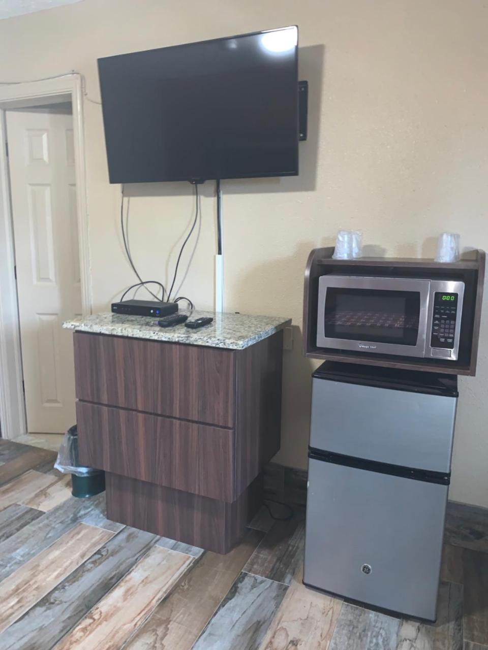 Prince Of Wales Motel 레이크웨일즈 외부 사진