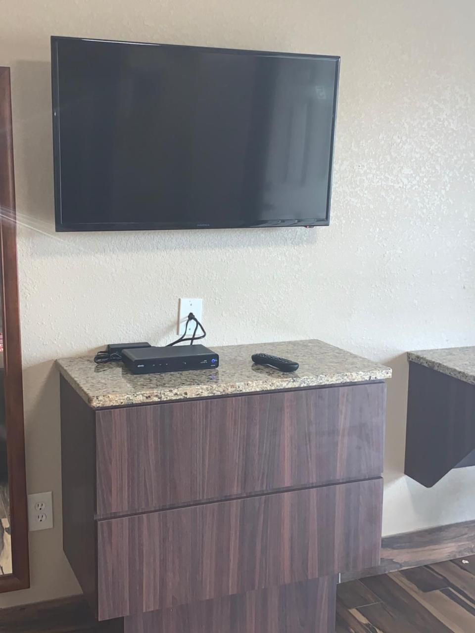 Prince Of Wales Motel 레이크웨일즈 외부 사진